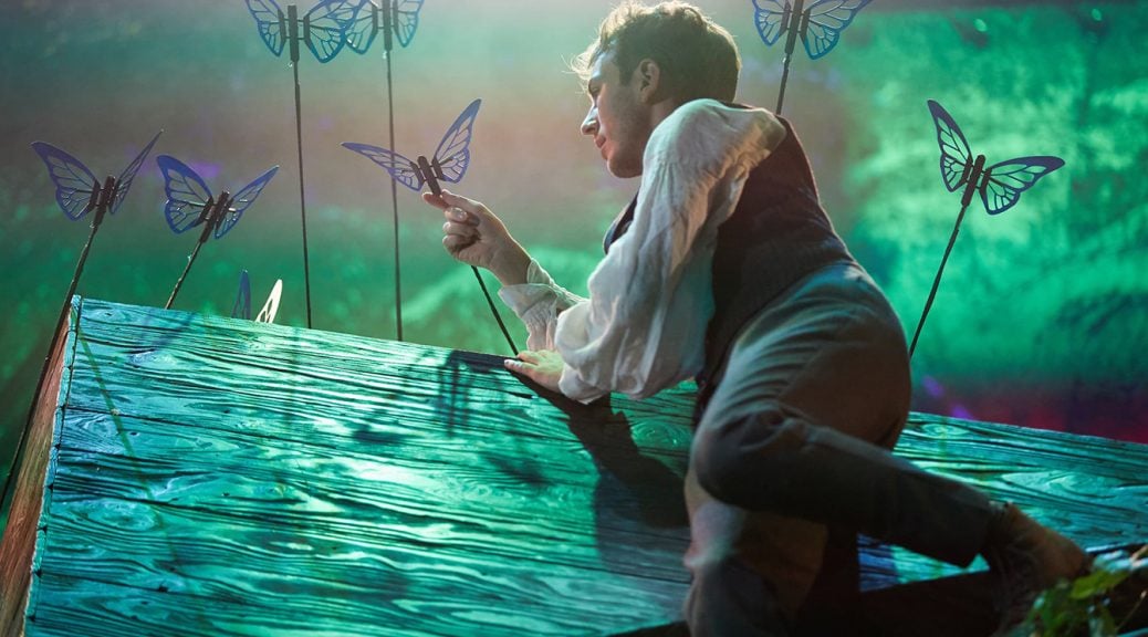 The-Wider-Earth-Natural-History-Museum-Bradley-Foster-courtesy-of-Mark-Douet-1