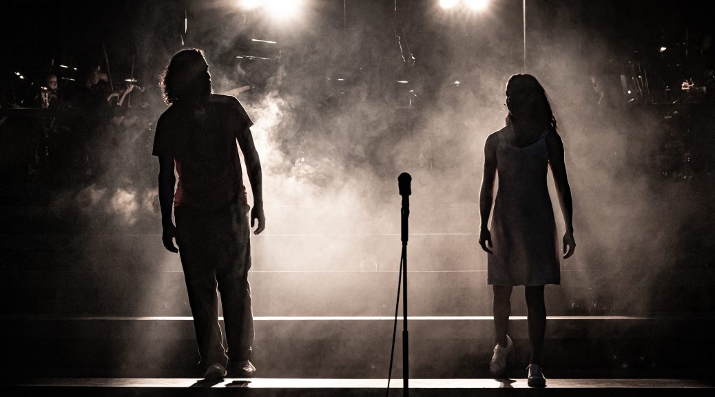 Samantha Pauly as Eva Perón and Trent Saunders as Che