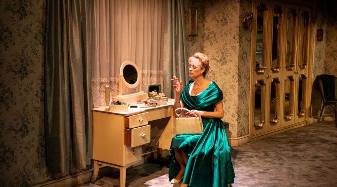 “The Memory of Water” at the Hampstead Theatre
