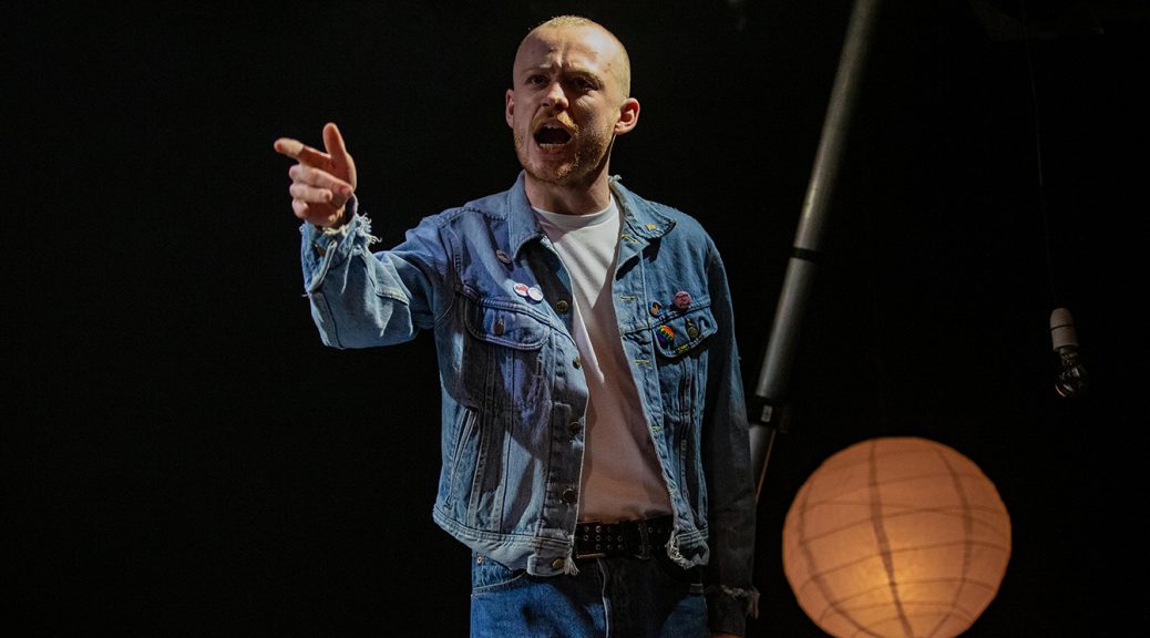 John-Bell-in-The-Night-Larry-Kramer-Kissed-Me-at-Studio-at-New-Wimbledon-Theatre-credit-Mark-Senior