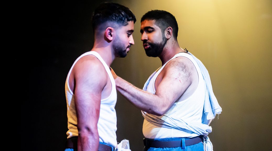 Guards-at-the-Taj-at-the-Orange-Tree-Theatre
